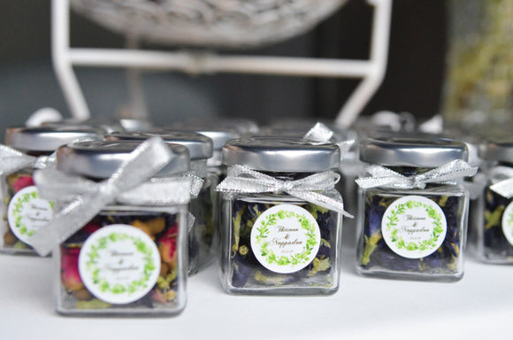 Homemade Wedding Favours in Our Glass Jars