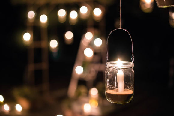 Summer Garden Décor with Glass Jars